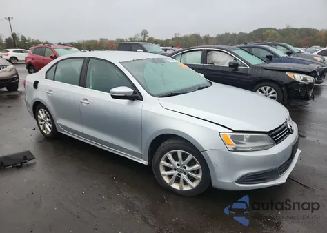 2013 Volkswagen Jetta Se from USA, damaged, VIN 3VWDP7AJ5DM372365